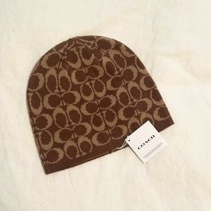 NEW W TAGS Coach Signature Beanie